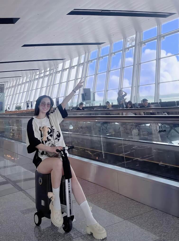 vali chay dien thong minh gia bao nhieu
