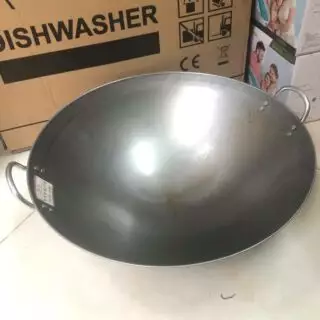 chao sau long 50 cm dung cho bep tu cong nghiep vong
