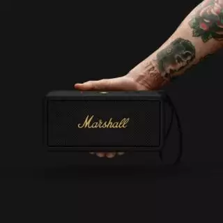 Marshall Middleton mau den moi