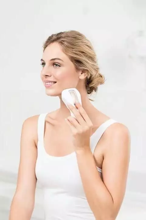 may triet long cam tay Beurer IPL Pure Skin Pro 5500