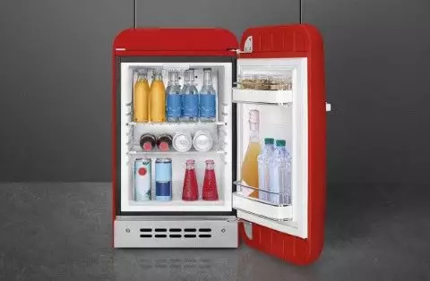 tu lanh mini Smeg FAB5RRD5 moi