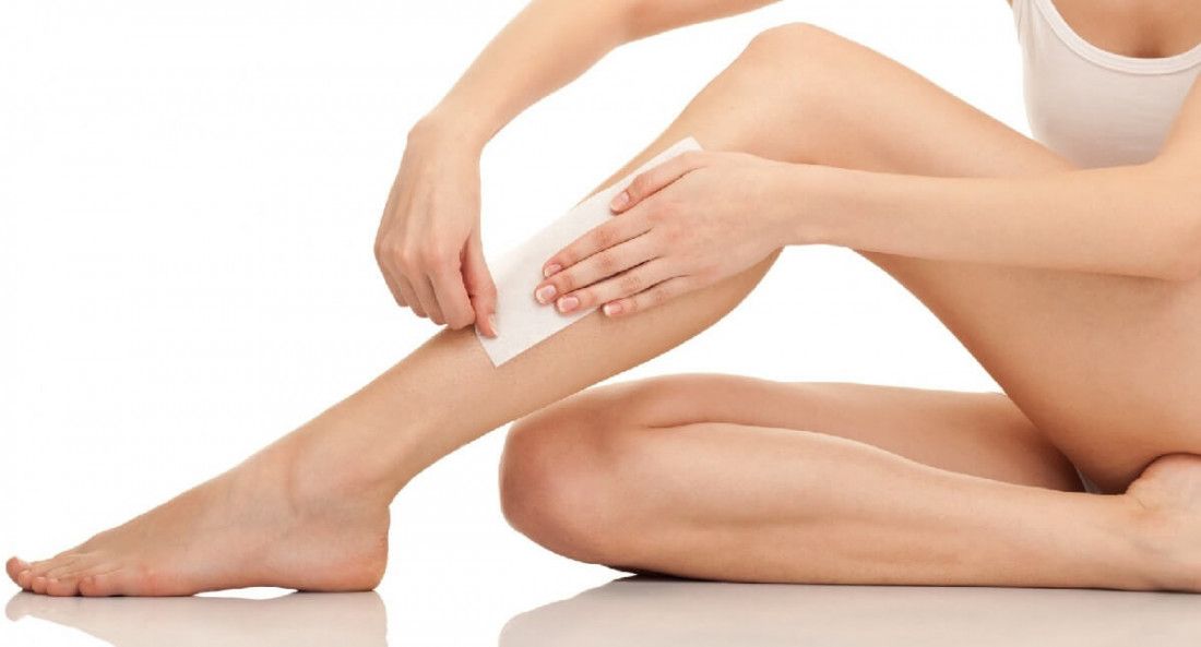 Cách triệt lông chân tại nhà an toàn hiệu quả
