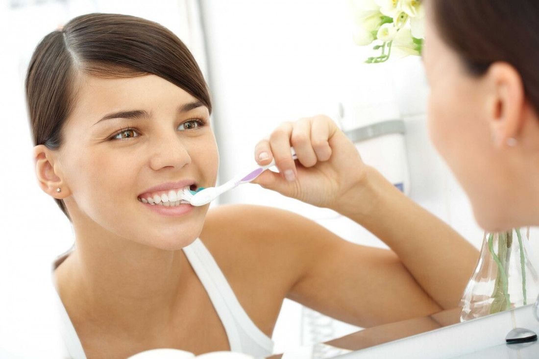 Kem đánh răng làm trắng răng loại nào tốt nhất