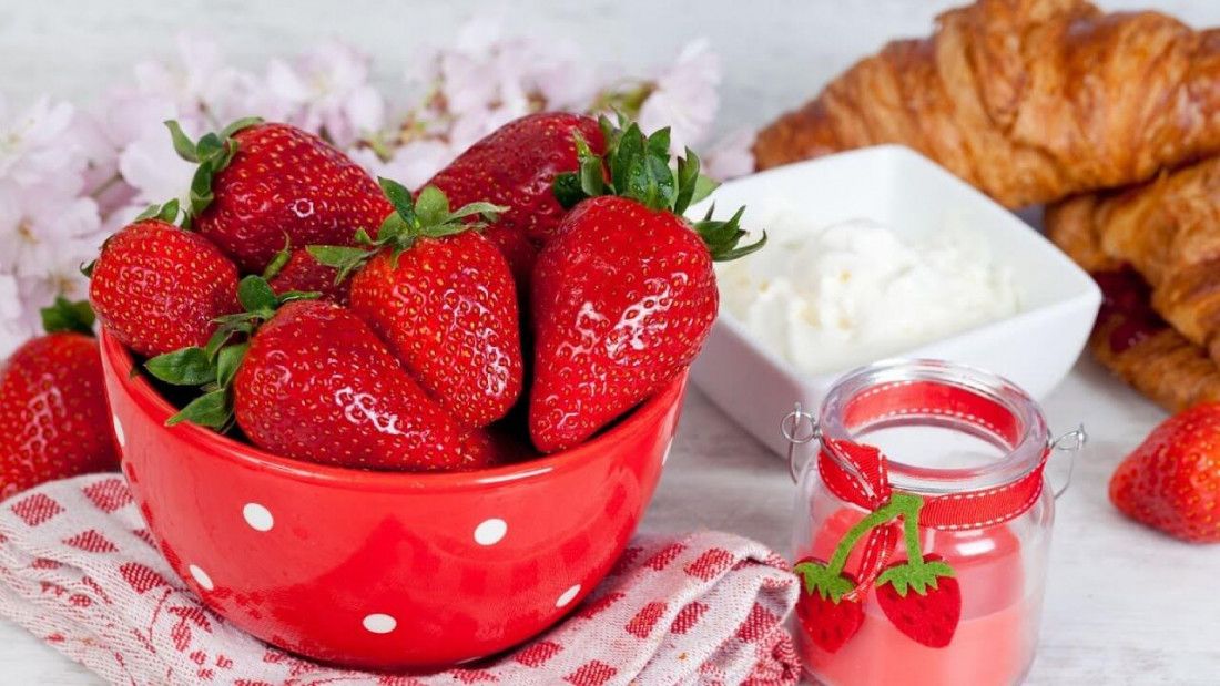 Cách làm trắng răng tại nhà hiệu quả