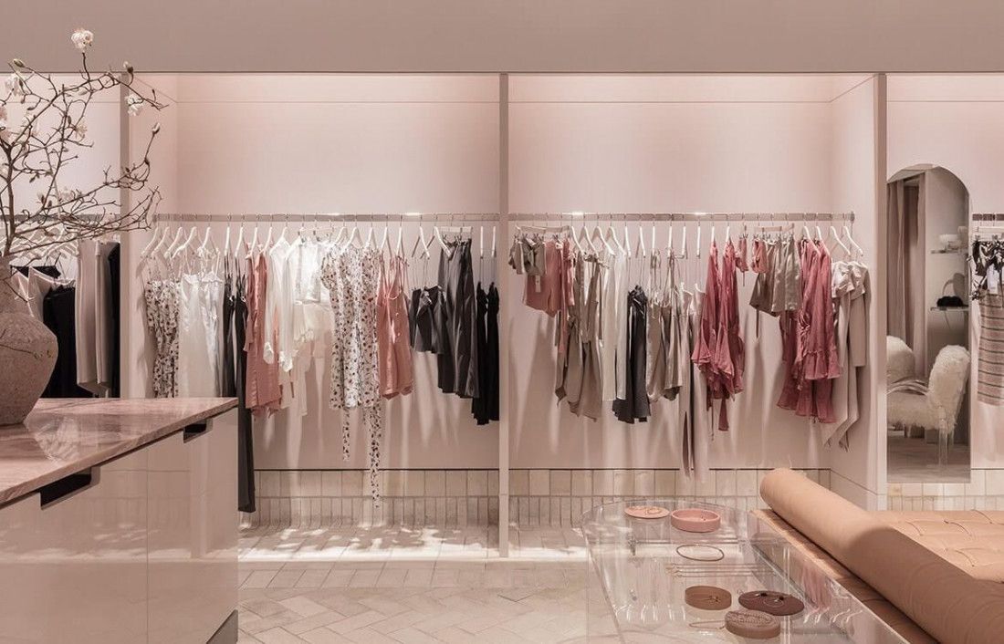 Top 5 bàn là hơi nước công nghiệp cho shop quần áo