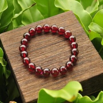Vòng tay đá Garnet đỏ cho mệnh hỏa, thổ: An Thịnh Trường Phát ATTP-V02H