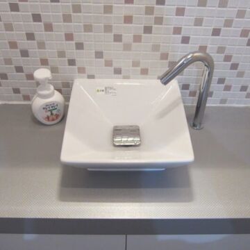 Toto L712