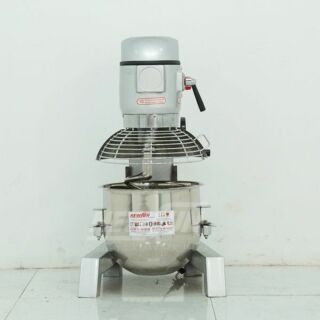 may tron bot cong nghiep b20b