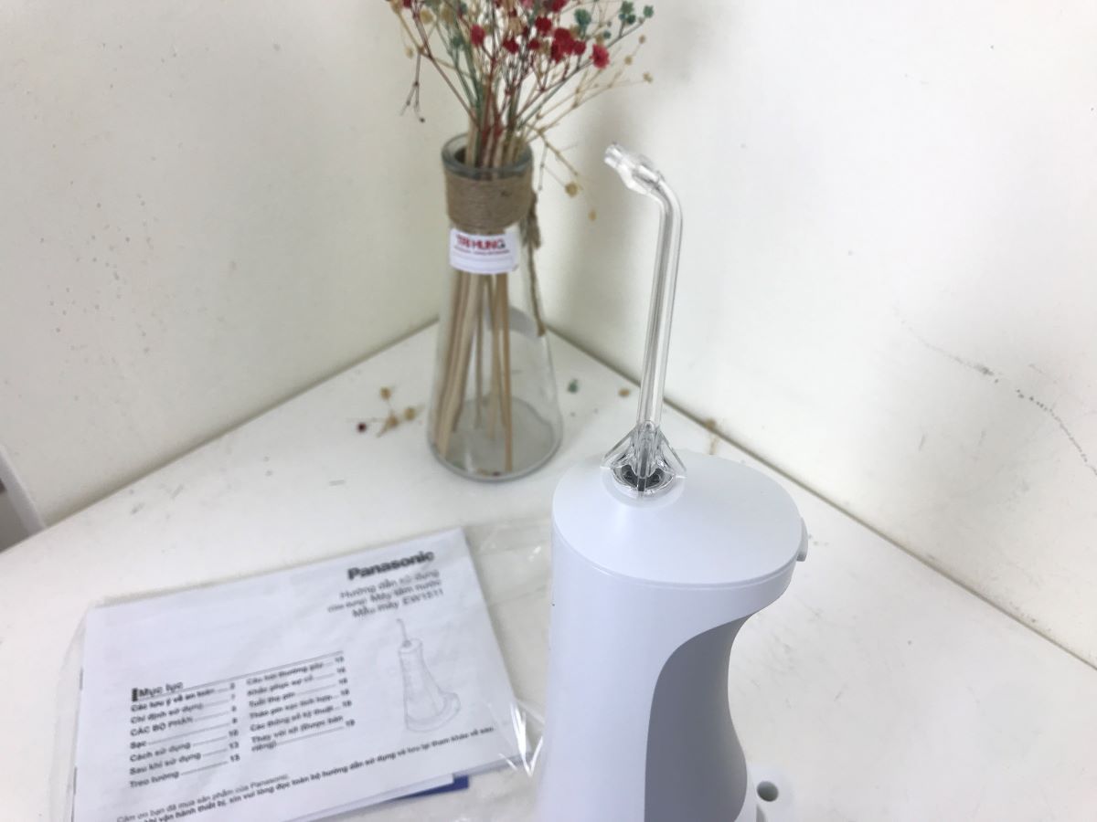 may tam nuoc panasonic ew1511w gia re