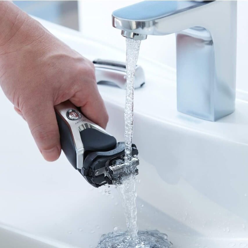 Panasonic ES-RT67 có khả năng chống nước tốt Panasonic ES-RT67 có khả năng chống nước tốt