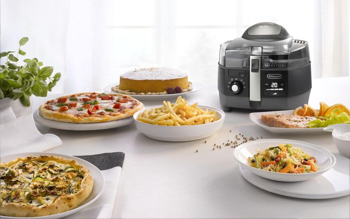 noi chien Delonghi FH1394 gia re