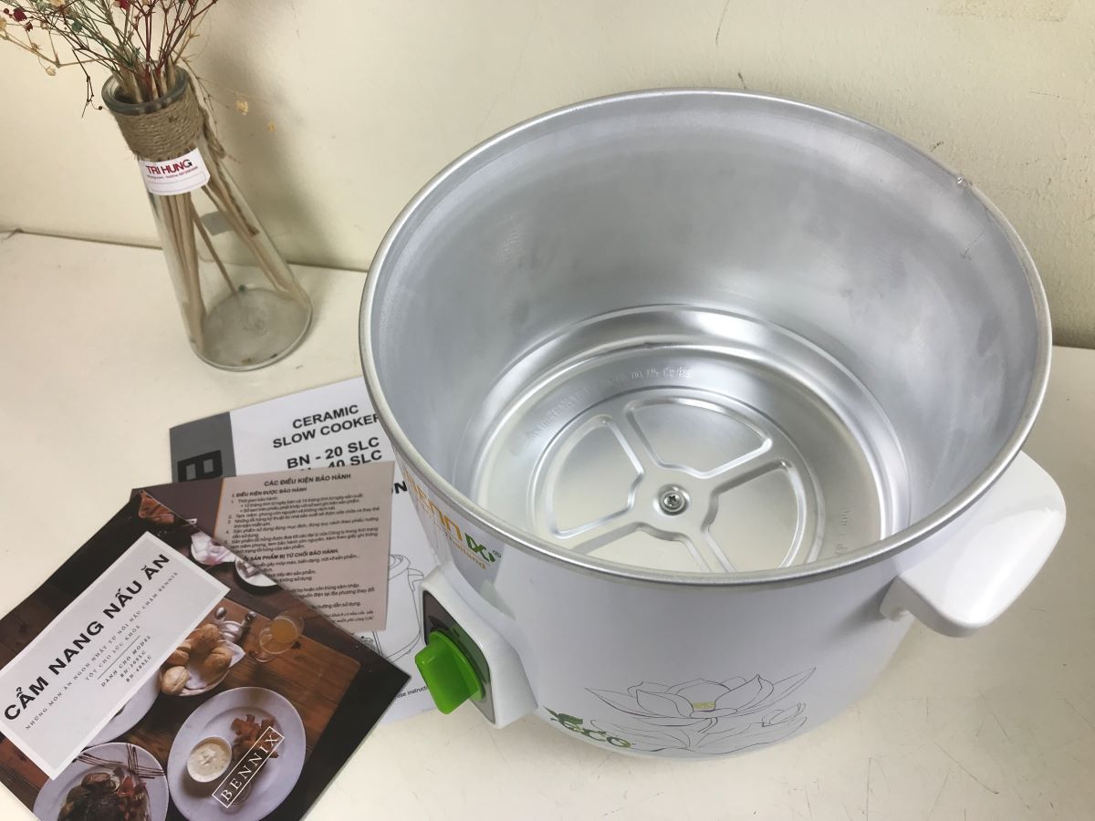 Nồi nấu chậm Bennix BN-40SLC