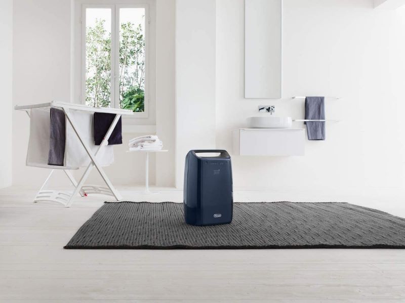 may hut am Delonghi DEX216F nuoc chay lien tuc ra ngoai