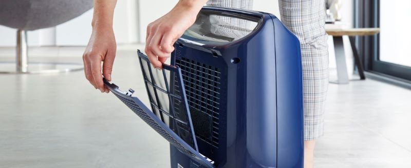 may hut am Delonghi DEX216F nuoc chay lien tuc ra ngoai
