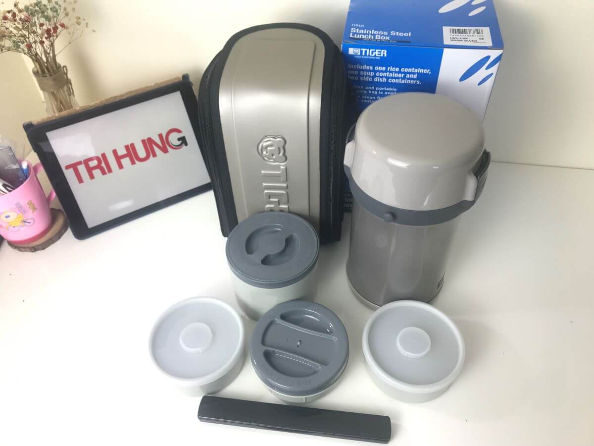 Hộp cơm giữ nhiệt Tiger LWU-F200 4 ngăn