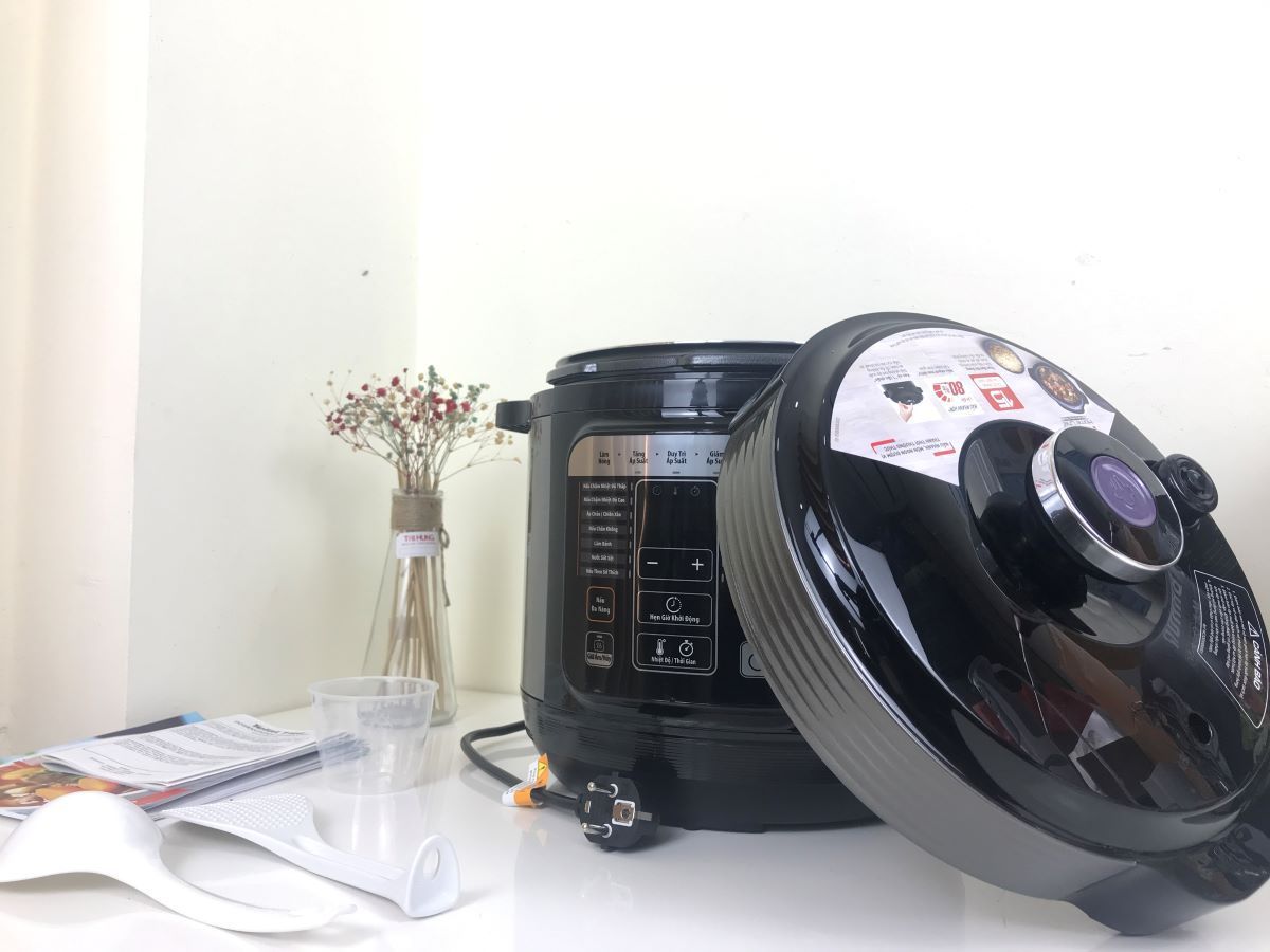 nồi áp suất điện tử tefal cy601868 dung tích 6 lít