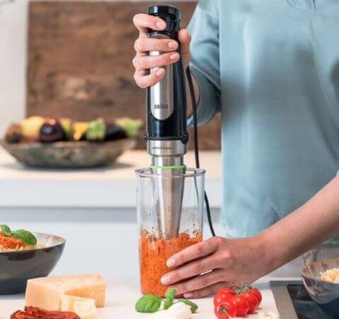 Thiết kế nhỏ gọn vừa tay cầm